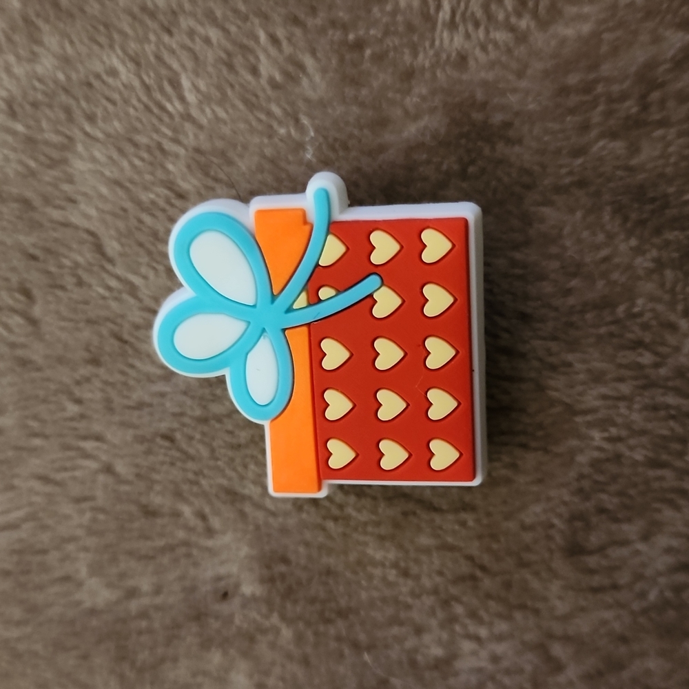 💥 5/$15 Croc Charm